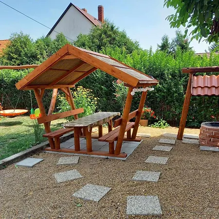 Mezeskalacs Vendeghaz Apartment Balatonboglar